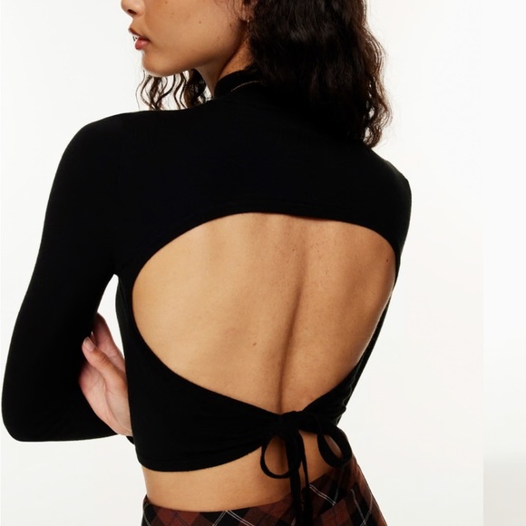 Aritzia/Sunday Best Ellie Sweater - Picture 3 of 4